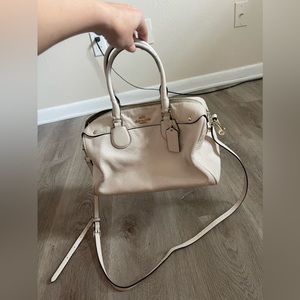 Coach women’s purse/crossbody also